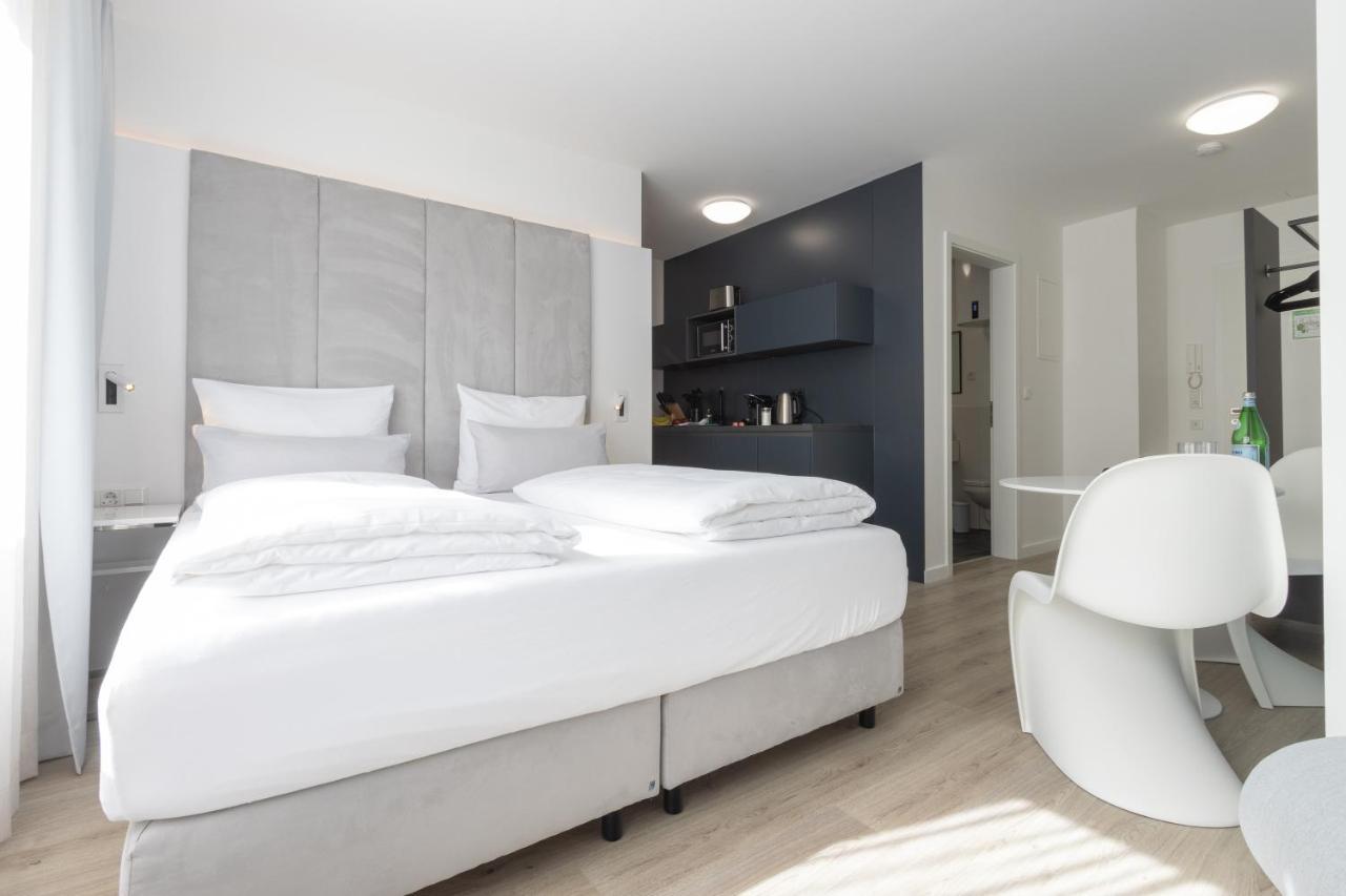 Zzzpace Smart-Hotel Bielefeld Zentrum Kültér fotó