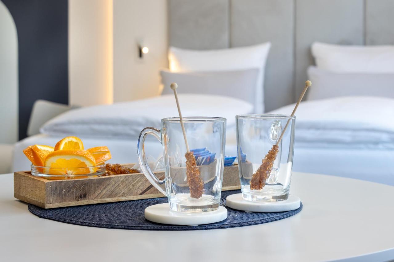 Zzzpace Smart-Hotel Bielefeld Zentrum Kültér fotó