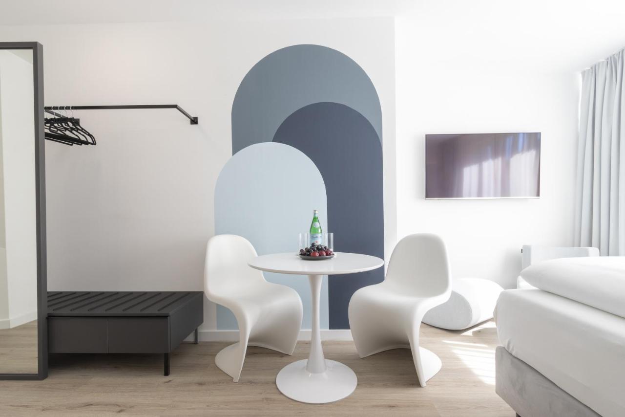 Zzzpace Smart-Hotel Bielefeld Zentrum Kültér fotó
