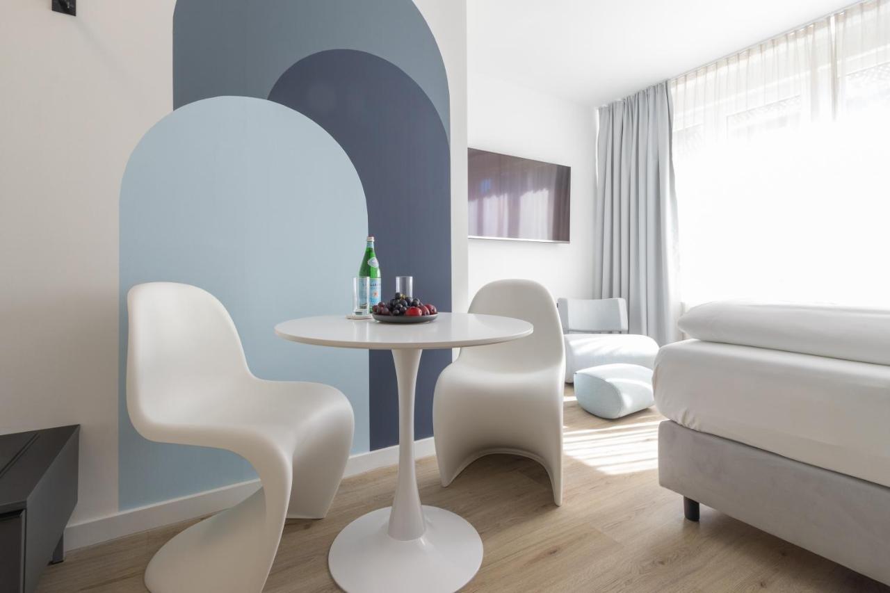 Zzzpace Smart-Hotel Bielefeld Zentrum Kültér fotó