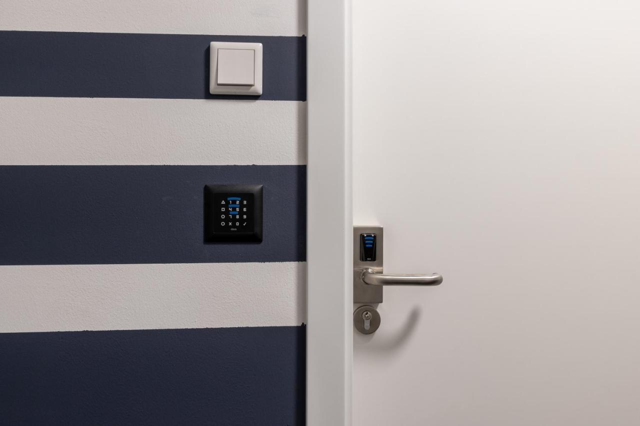 Zzzpace Smart-Hotel Bielefeld Zentrum Kültér fotó