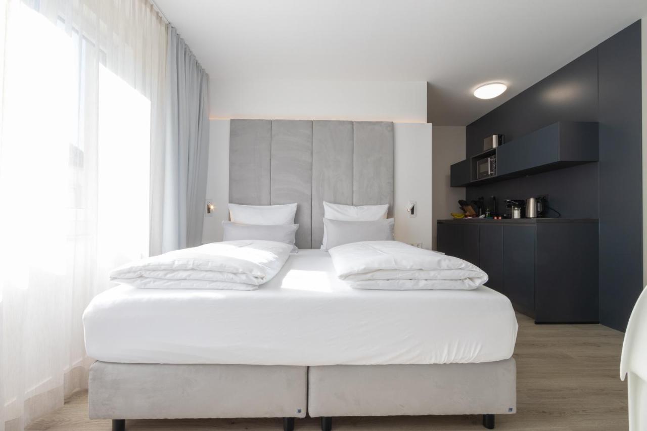 Zzzpace Smart-Hotel Bielefeld Zentrum Kültér fotó